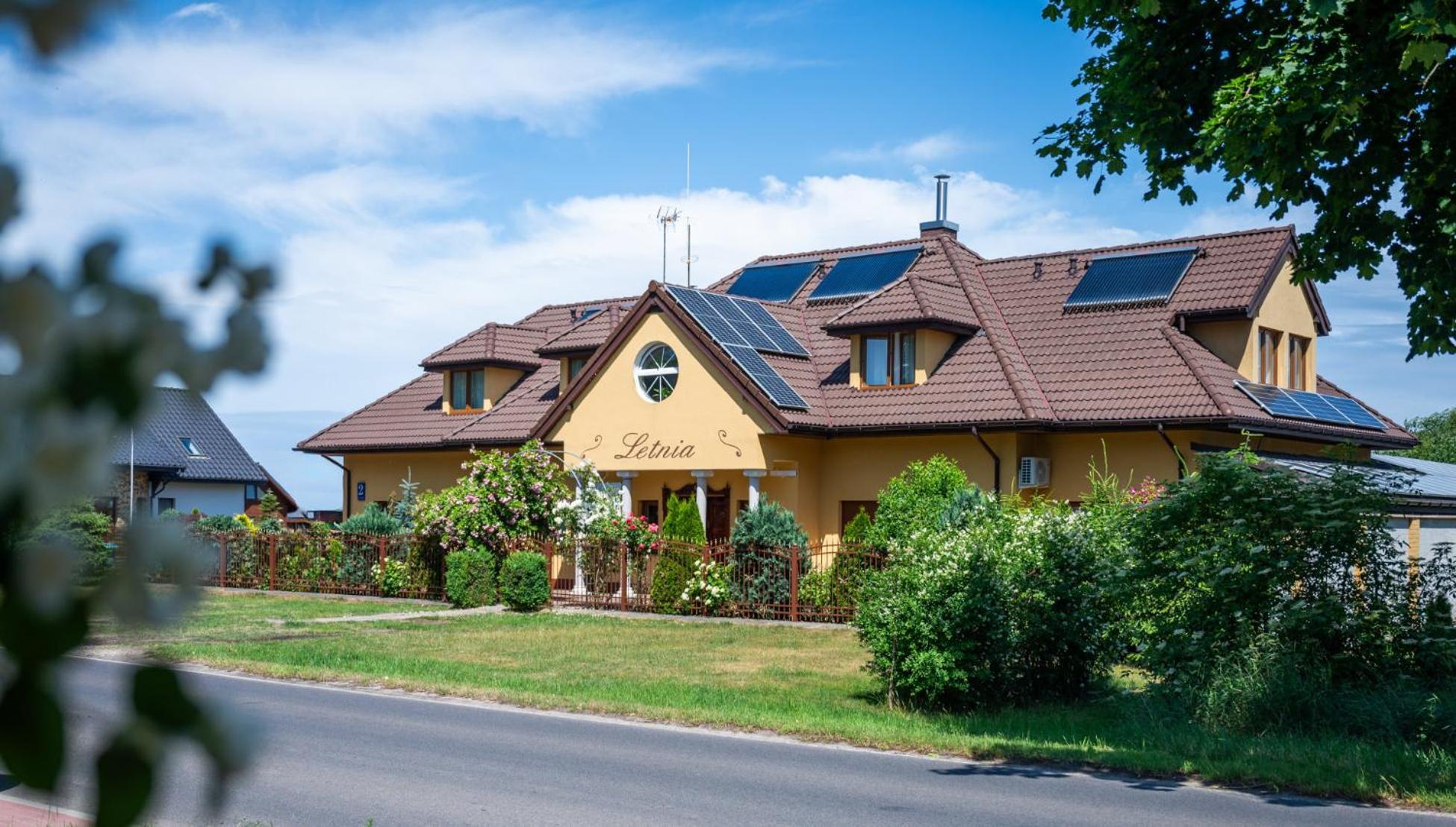 Letnia Willa Jacuzzi & Sauna Ujście-Darłowskie Exterior foto